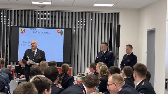 Bild - Versammlung einer &bdquo;coolen Truppe&ldquo; - Jahreshauptversammlung vom L&ouml;schzug-Gefahrgut